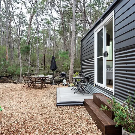 Luxury Tiny Homes In The Forest Rosa Glen Exterior photo