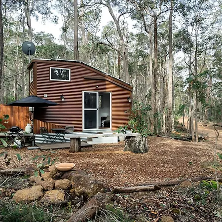 Luxury Tiny Homes In The Forest Rosa Glen Exterior photo